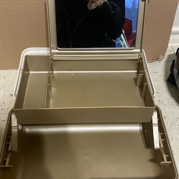 Ultra Beauty Gold Glitter CABOODLES With Mirror Storage - Picture 1 of 4